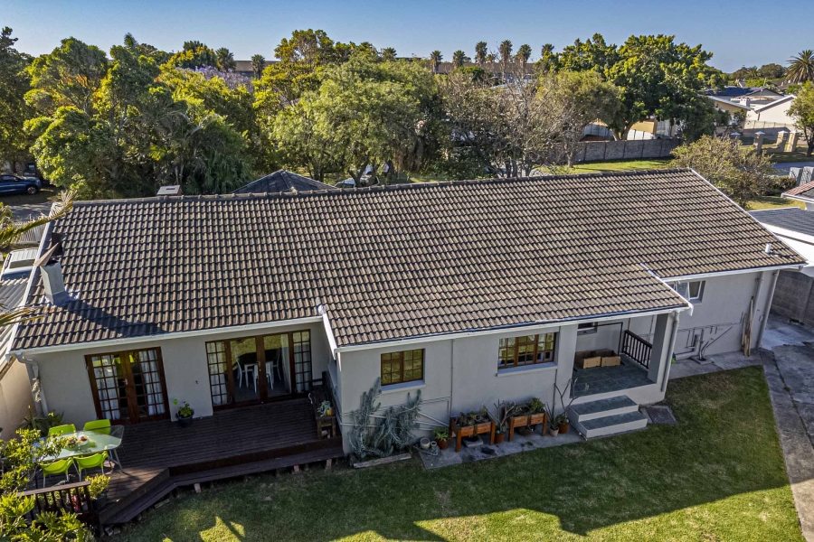 4 Bedroom Property for Sale in Framesby Eastern Cape